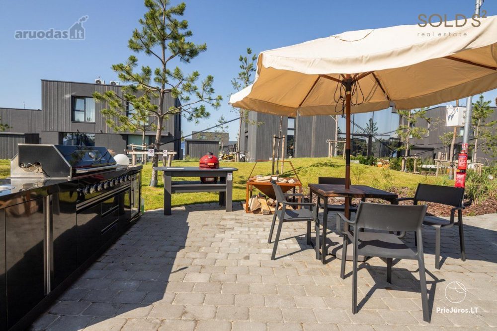 2-Zimmer-Wohnung zu vermieten mit privater Terrasse, Parkplatz, Abstellraum.