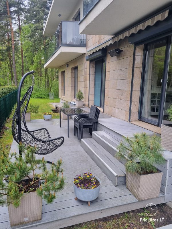 Hochwertige, stilvolle und gemütliche Zweizimmerwohnung mit Terrasse