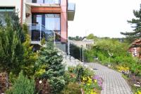 6 Betten Ferienhaus und eine Zwei-Zimmer-Wohnung mit Terrasse in Nida