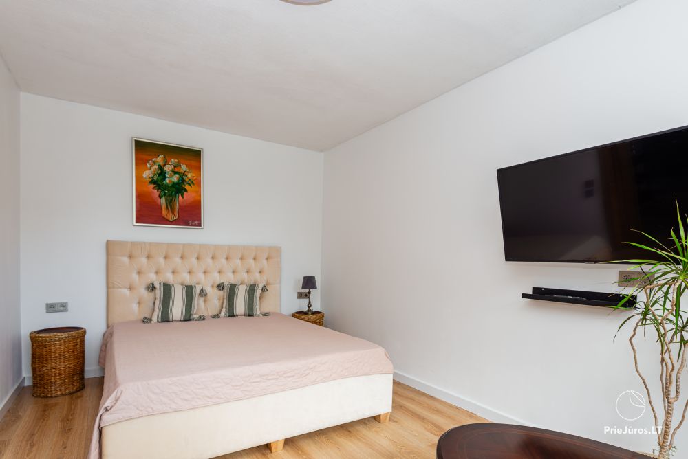 Doppel-und Dreibettzimmer in Nida