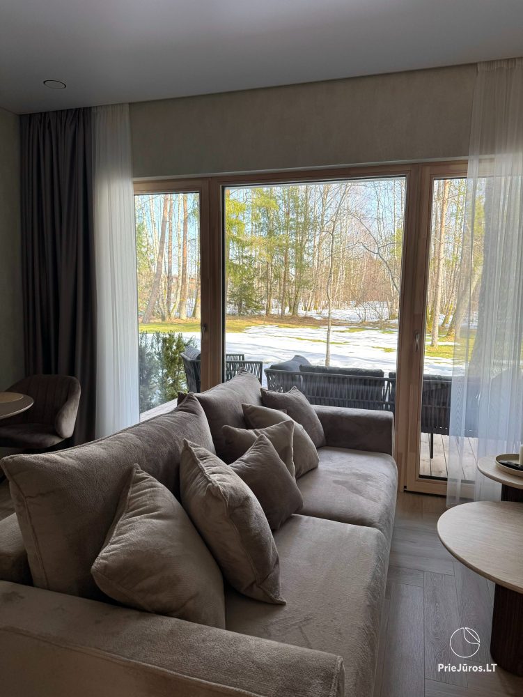 Pine Forest Residence Apartments in der Nähe des Meeres