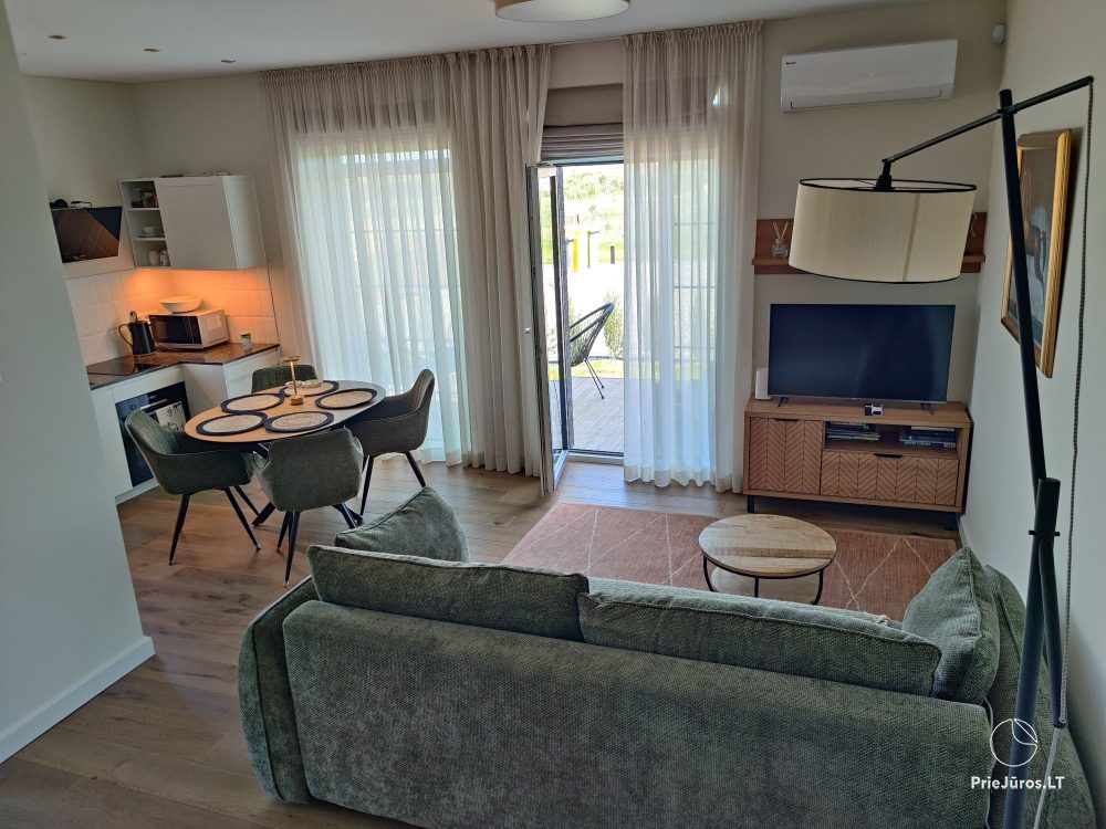 Dobilas - Ferienhaus am Meer mit Terrasse