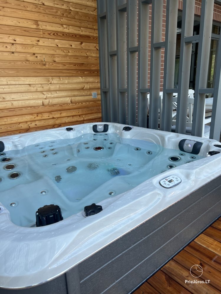 Appartements, Suiten, Zimmer – Villa VITALIJA in Palanga mit beheiztem Schwimmbad