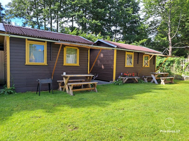 Kleine Ferienhäuser und Appartements zu vermieten in Palanga, im Rastplatz „Pusynelis“