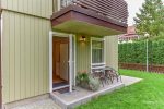 Wohnungen zu vermieten im Zentrum von Nida. Gartenmöbel im Hof, WLAN, Parkplatz - 3