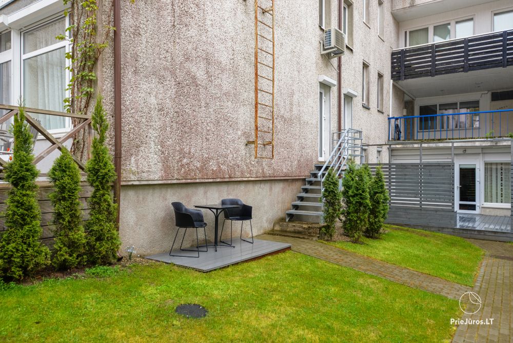1 und 2 Zimmer Apartments in Nida. Das Erdgeschoss, 500 Meter zum Meer