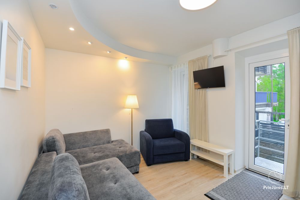 1 und 2 Zimmer Apartments in Nida. Das Erdgeschoss, 500 Meter zum Meer