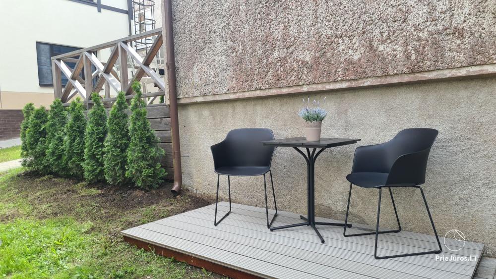 1 und 2 Zimmer Apartments in Nida. Das Erdgeschoss, 500 Meter zum Meer