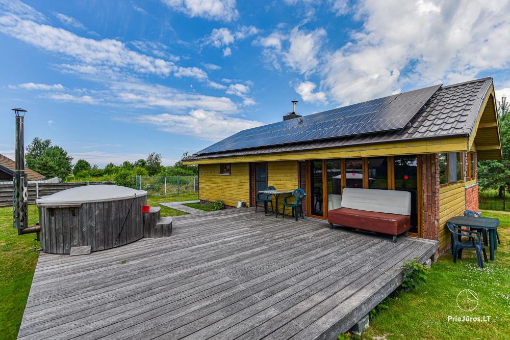 Ein Haus mit Bad zur Vermietung in der Nähe von Palanga
