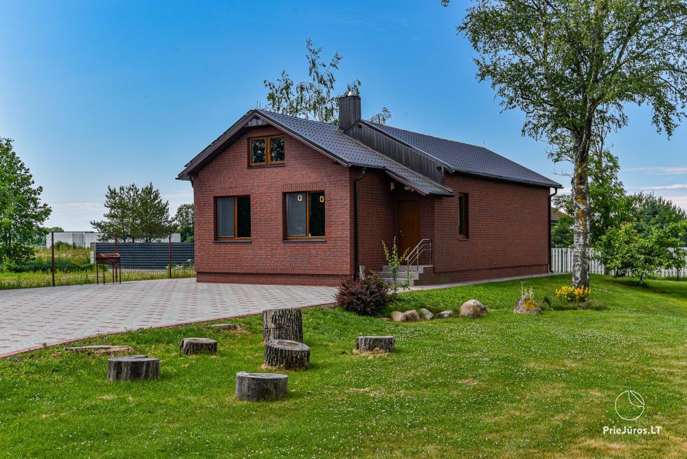 Ein Haus mit Bad zur Vermietung in der Nähe von Palanga