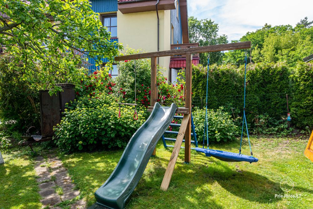 Apartments im reetgedeckten Fischerhaus in Nidden zu vermieten