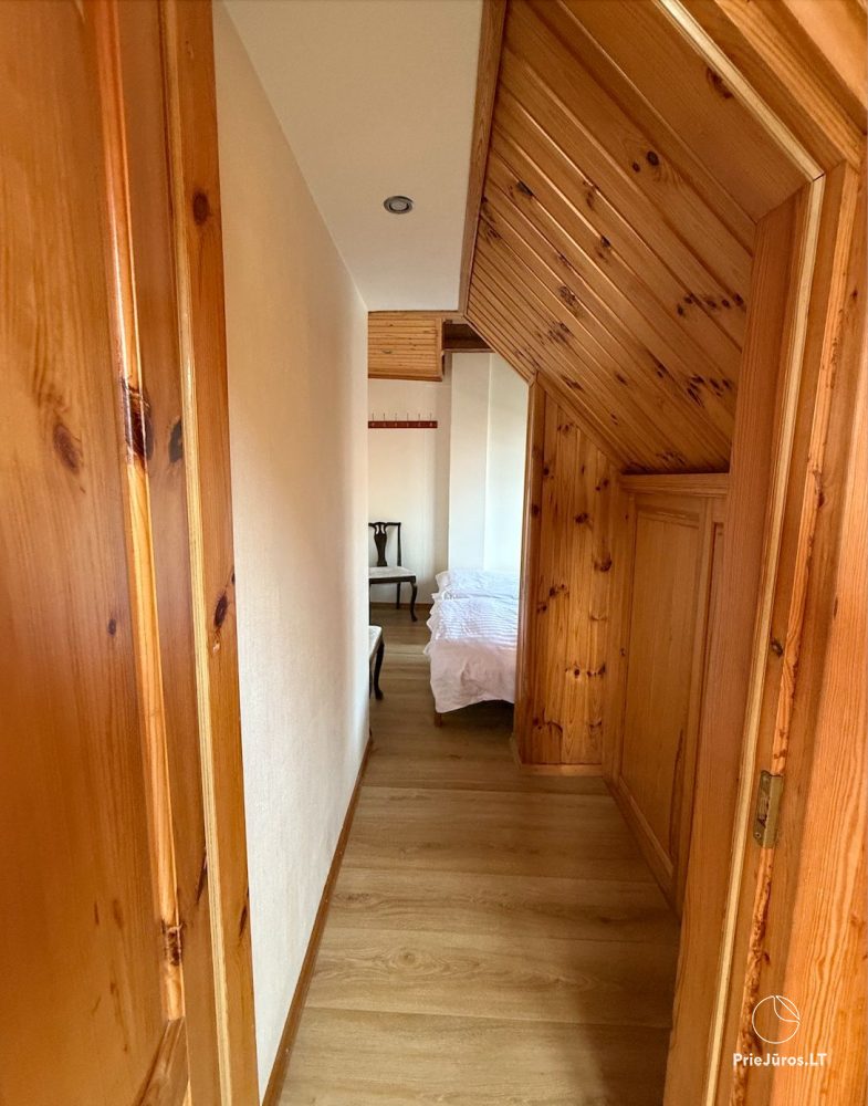 4-Zimmer-Wohnung auf 2 Etagen mit Blick auf die Lagune und schattigem Innenhof
