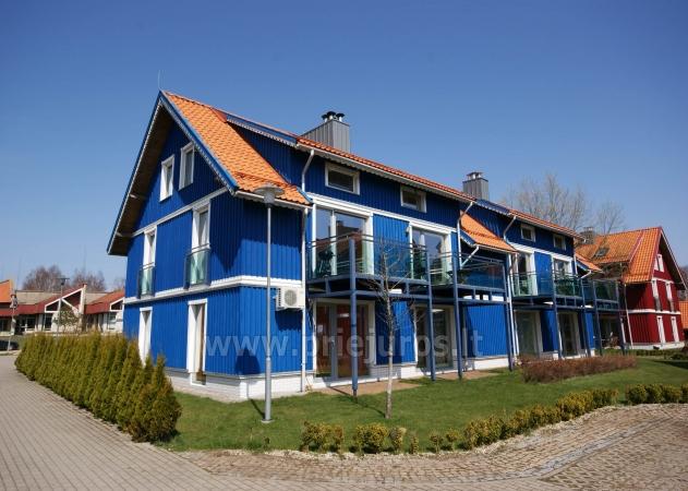 Pervalka Apartments mit einem großen Balkon zur Lagune