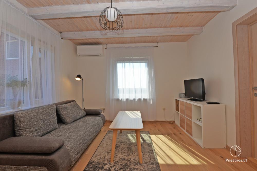 Drei-Zimmer-Ferienwohnung in Nida am Ufer des Kurischen Haffs