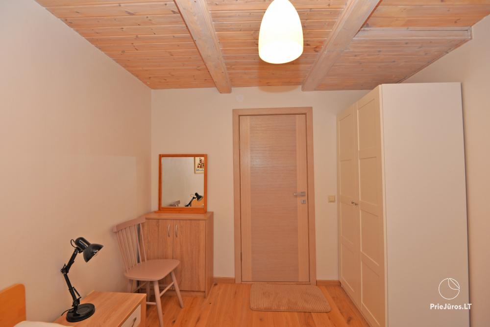 Drei-Zimmer-Ferienwohnung in Nida am Ufer des Kurischen Haffs
