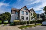 Aktive Erholung mit Rädern und ohne Räder in einem Familienhaus Sonne. - 5