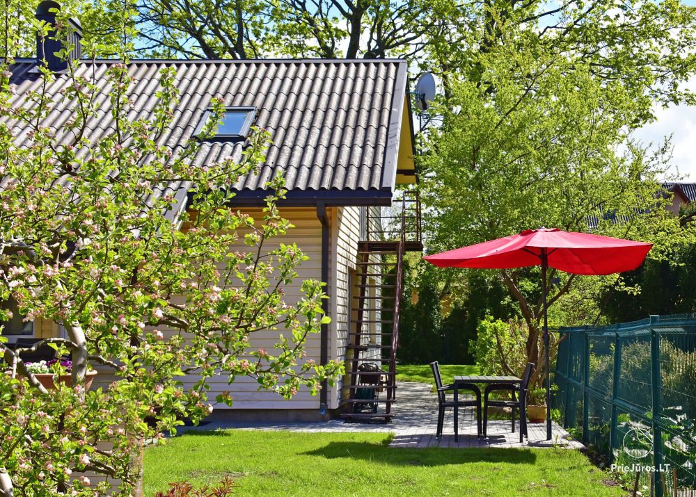 Wohnung zu vermieten in Palanga Klevas mit separatem Eingang vom Hof