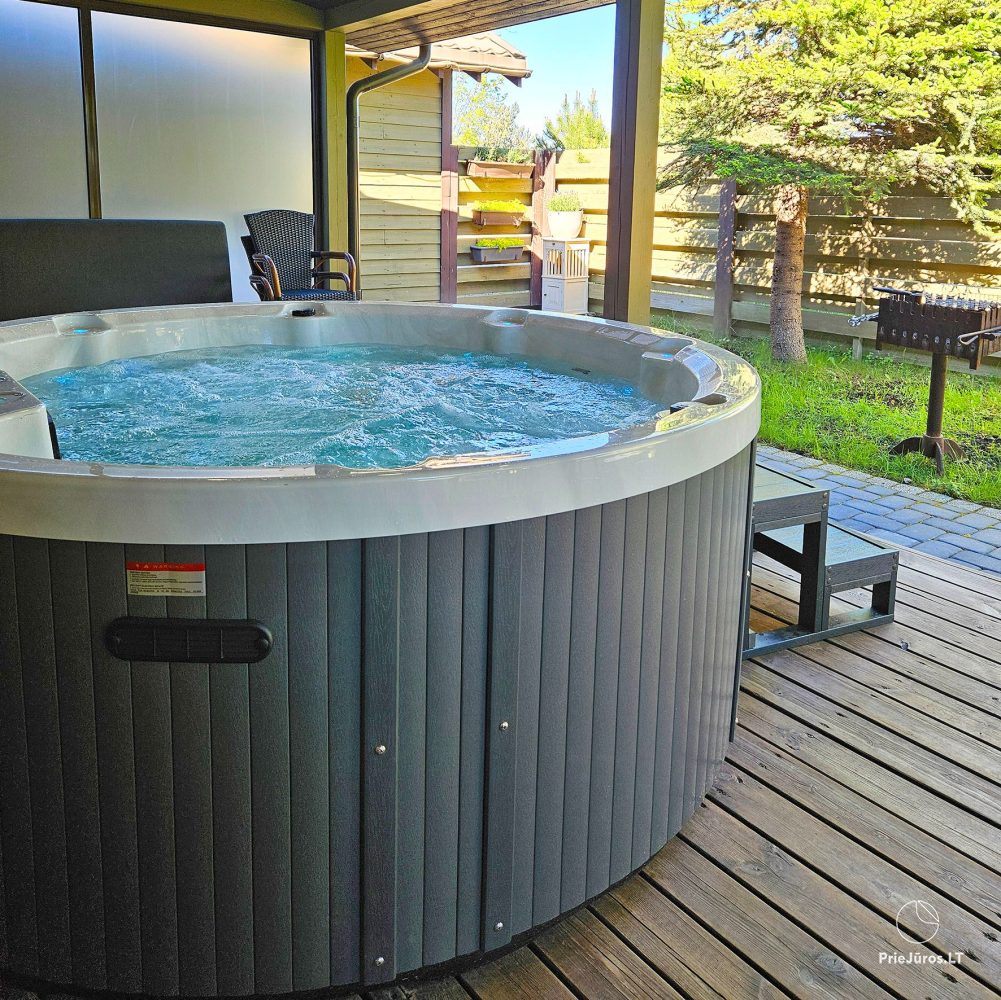 Stadthaus mit Jacuzzi zu vermieten in Palanga für 4+2 Personen „Baure“