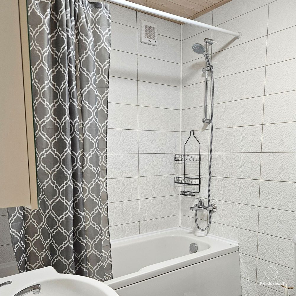 Stadthaus mit Jacuzzi zu vermieten in Palanga für 4+2 Personen „Baure“