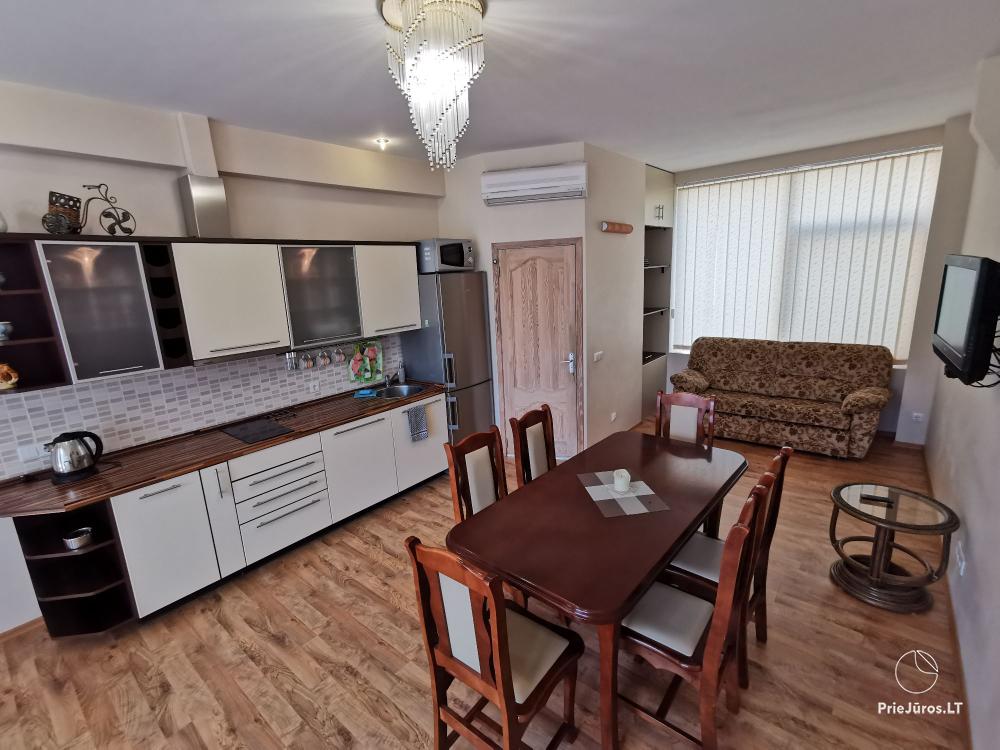 „Pušynas Apartments“ - Wohnungen mit separatem Eingang und Terrasse