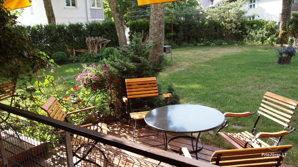 „Pušynas Apartments“ - Wohnungen mit separatem Eingang und Terrasse