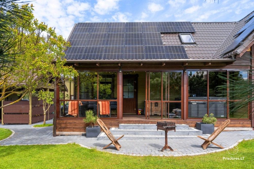 Stadthaus mit Whirlpool auf der Terrasse in Palanga für 4+2 Personen „Baure“