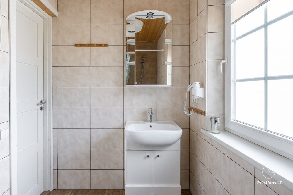 Stadthaus mit Whirlpool auf der Terrasse in Palanga für 4+2 Personen „Baure“