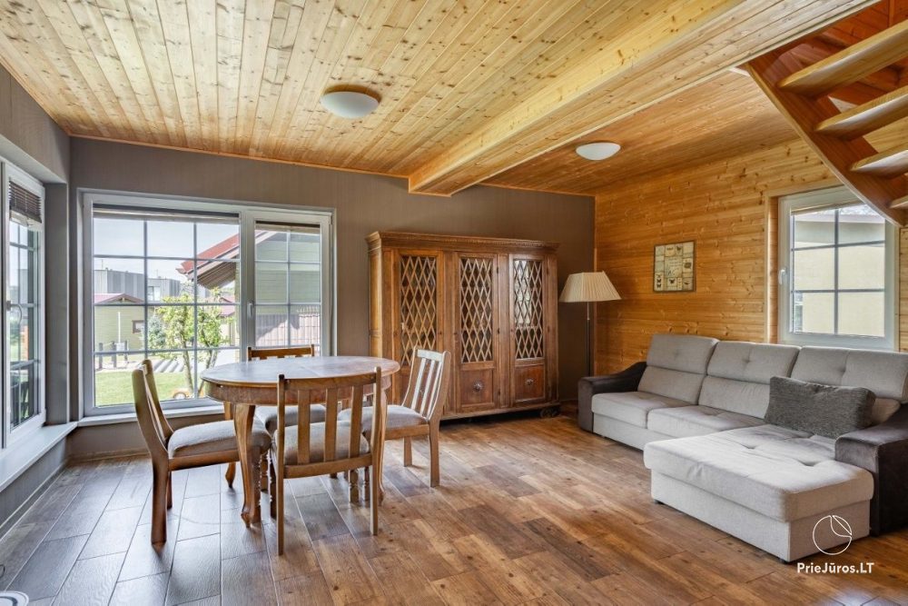 Stadthaus mit Whirlpool auf der Terrasse in Palanga für 4+2 Personen „Baure“