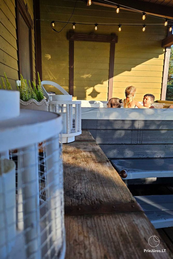 Stadthaus mit Whirlpool auf der Terrasse in Palanga für 4+2 Personen „Baure“