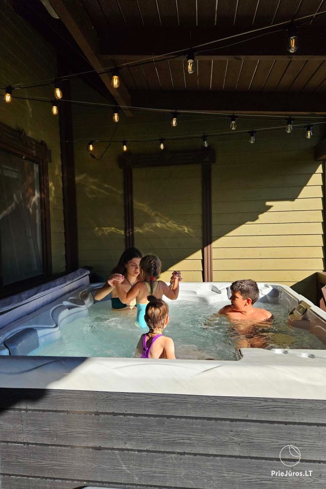Stadthaus mit Whirlpool auf der Terrasse in Palanga für 4+2 Personen „Baure“