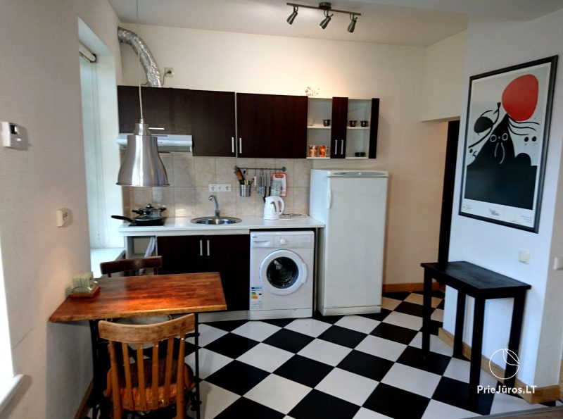 2 Zimmer Wohnung im Zentrum von Liepaja, nahe dem Meer und Park (1 km vom Meer)