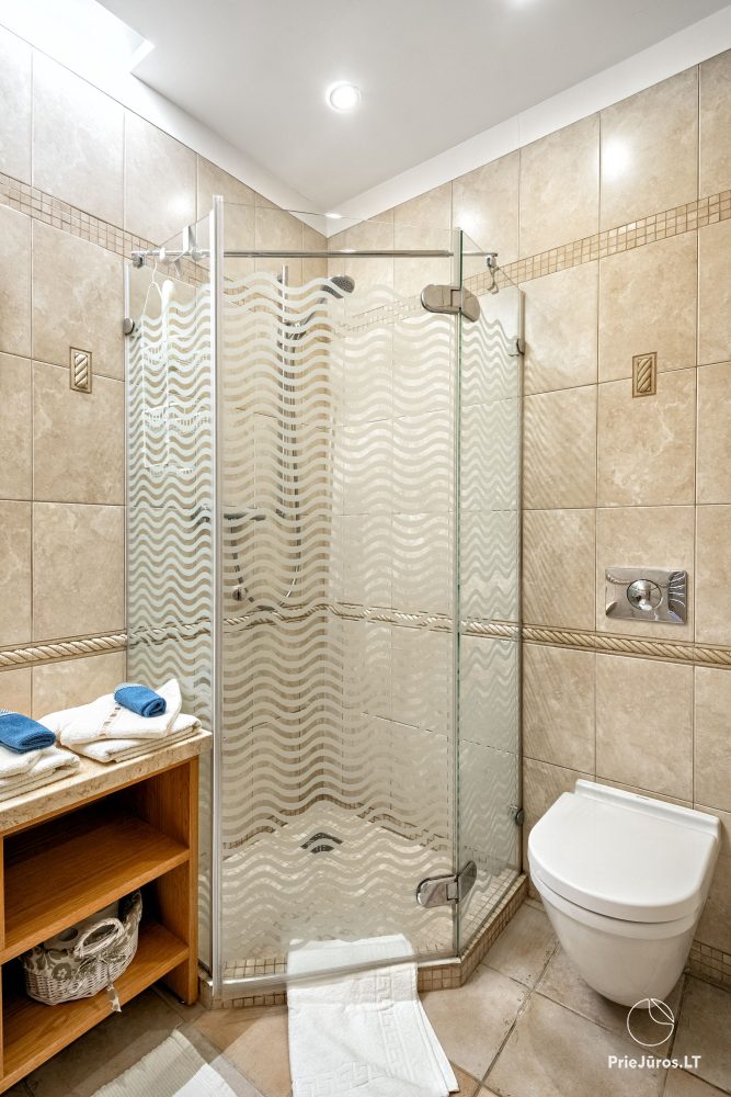 Stilvolle, geräumige 2-Zimmer-Ferienwohnung Inga mit Kamin und 14 m² Terrasse