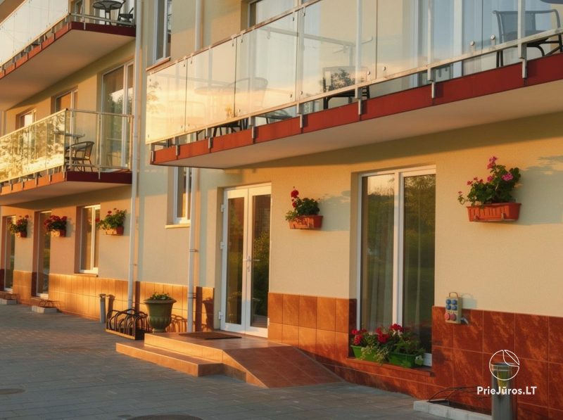 Villa am Strand. Zum Meer 200 Meter!