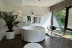 Luxuriös Haus zur Miete Pusyno Oaze: Jacuzzi, Terrasse