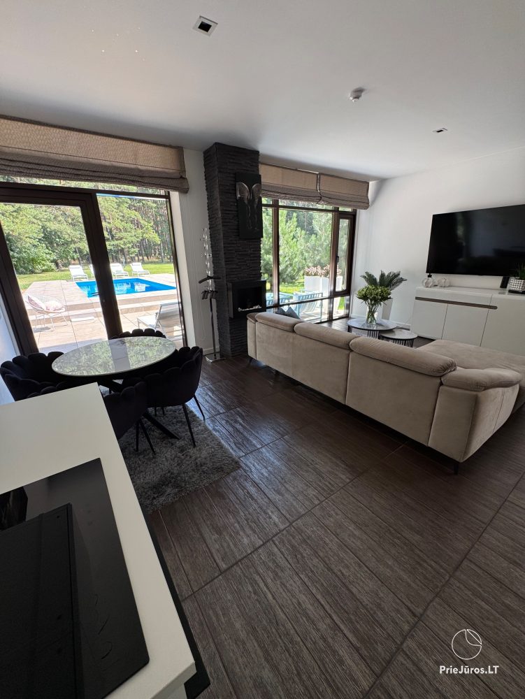 Luxuriös Haus zur Miete Pusyno Oaze: Jacuzzi, Terrasse