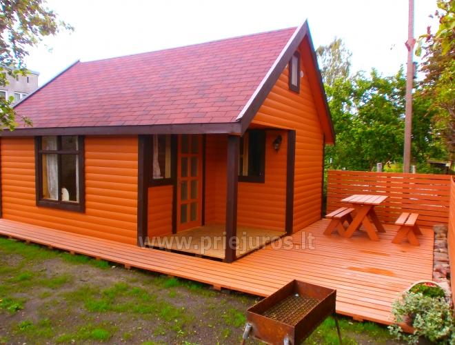 Land kleine Häuser in Sventoji