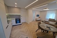 Stilvolle Wohnung mit privatem Garten und gemütlichem Haus mit Blick auf die Lagune zur Miete in Preila