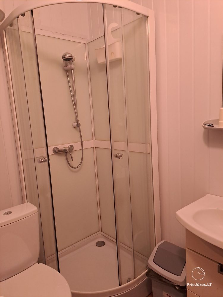 Apartments in Juodkrantė „Pas Reginą“: neben Kiefernwald, Evas Hügel, nahe der Lagune