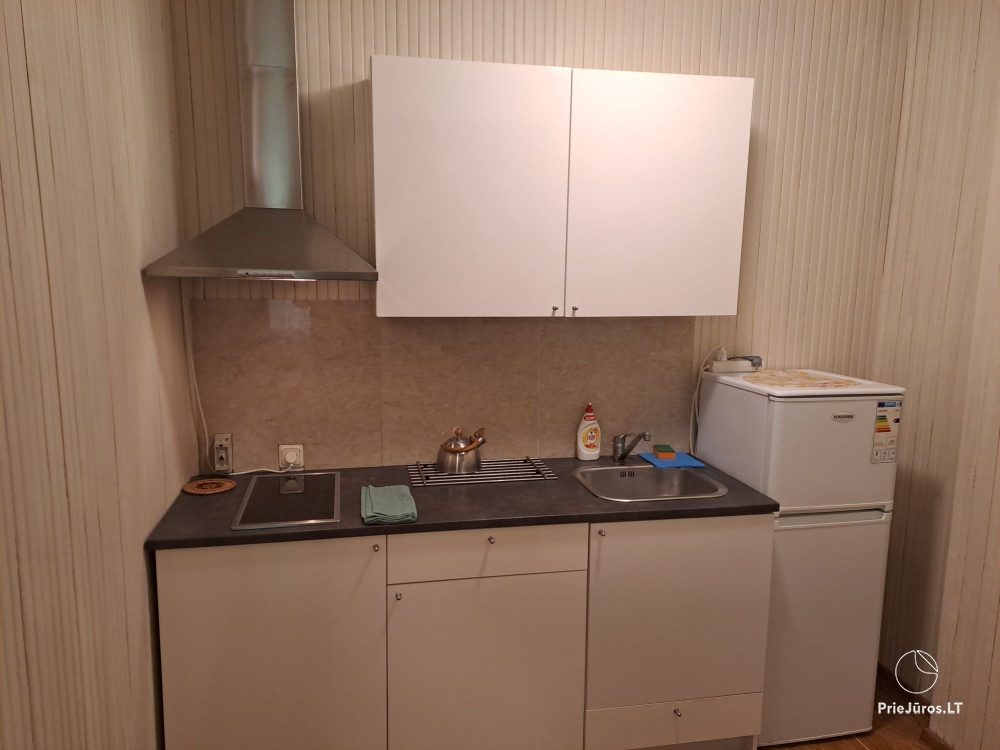 Apartments in Juodkrantė „Pas Reginą“: neben Kiefernwald, Evas Hügel, nahe der Lagune