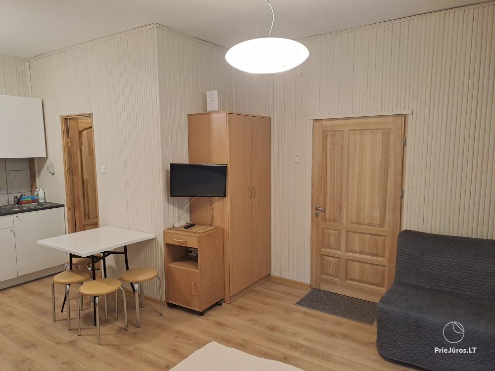 Apartments in Juodkrantė „Pas Reginą“: neben Kiefernwald, Evas Hügel, nahe der Lagune