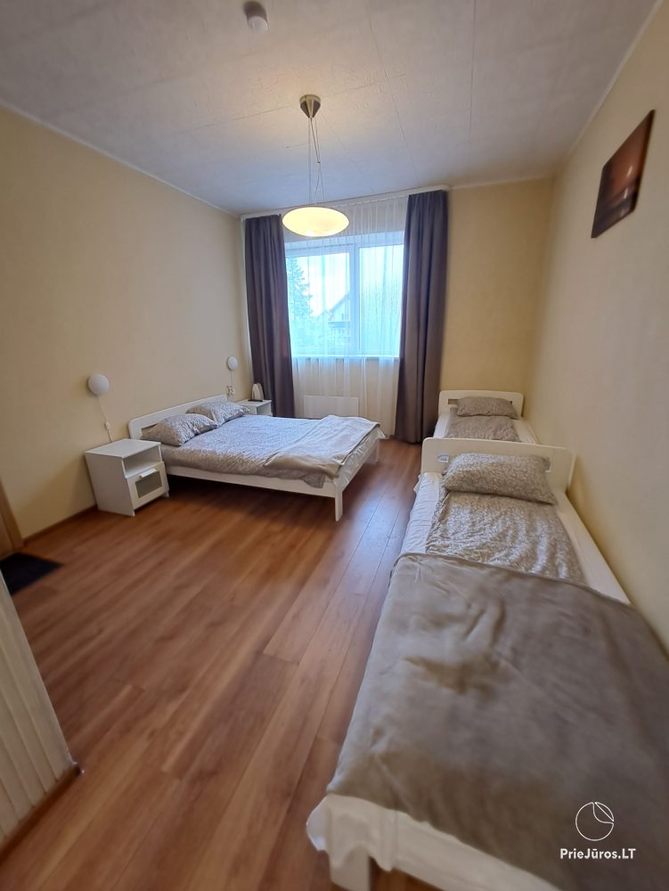 Apartments in Juodkrantė „Pas Reginą“: neben Kiefernwald, Evas Hügel, nahe der Lagune