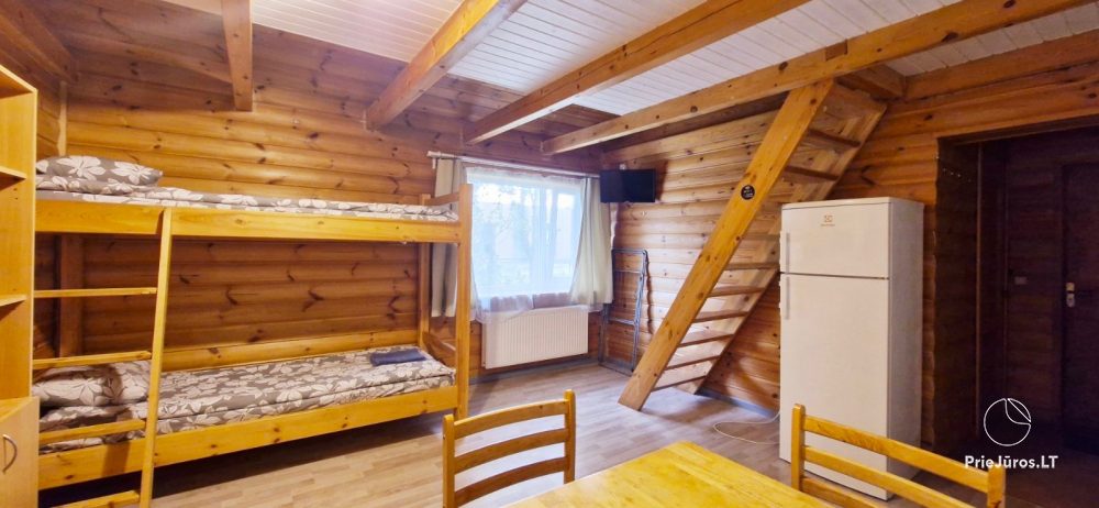 Hotel Beach: Unterkunft bis zu 60 Personen, WLAN, 300 m zum Meer