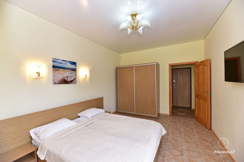 IEVŲ VILLA – komfortablen Apartments und Zimmer, breiten Hof, ein beheiztes Schwimmbad