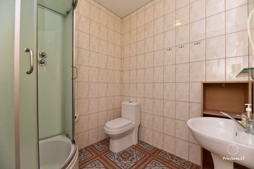 IEVŲ VILLA – komfortablen Apartments und Zimmer, breiten Hof, ein beheiztes Schwimmbad