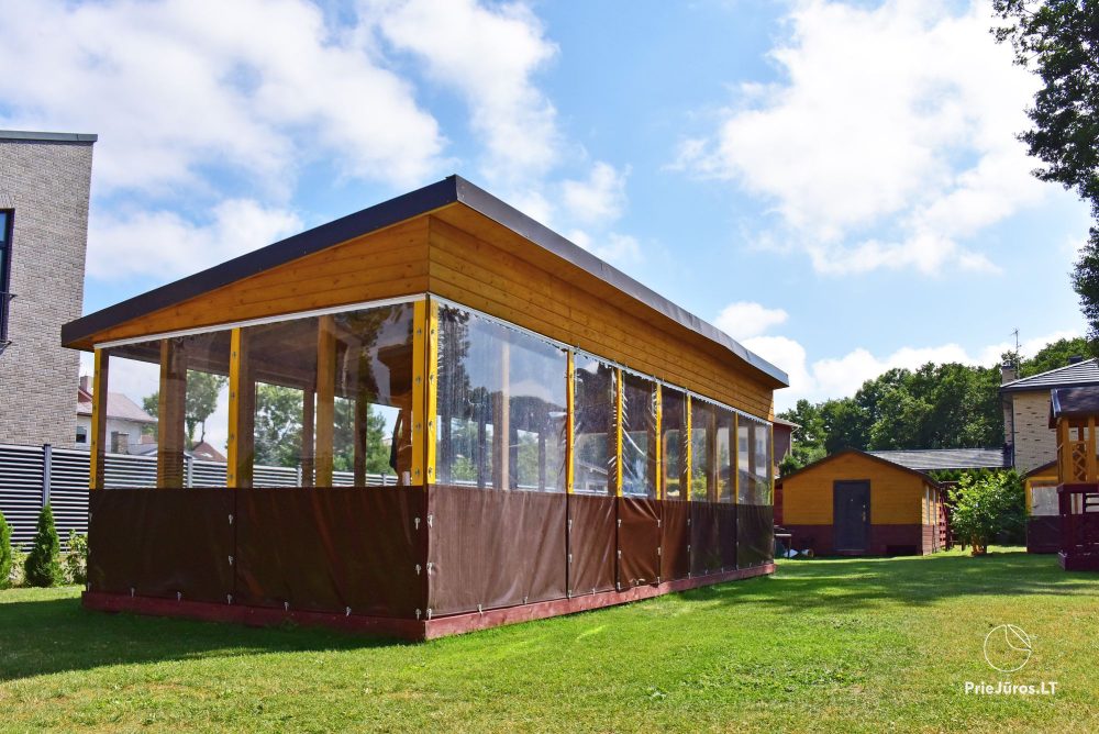 IEVŲ VILLA – komfortablen Apartments und Zimmer, breiten Hof, ein beheiztes Schwimmbad