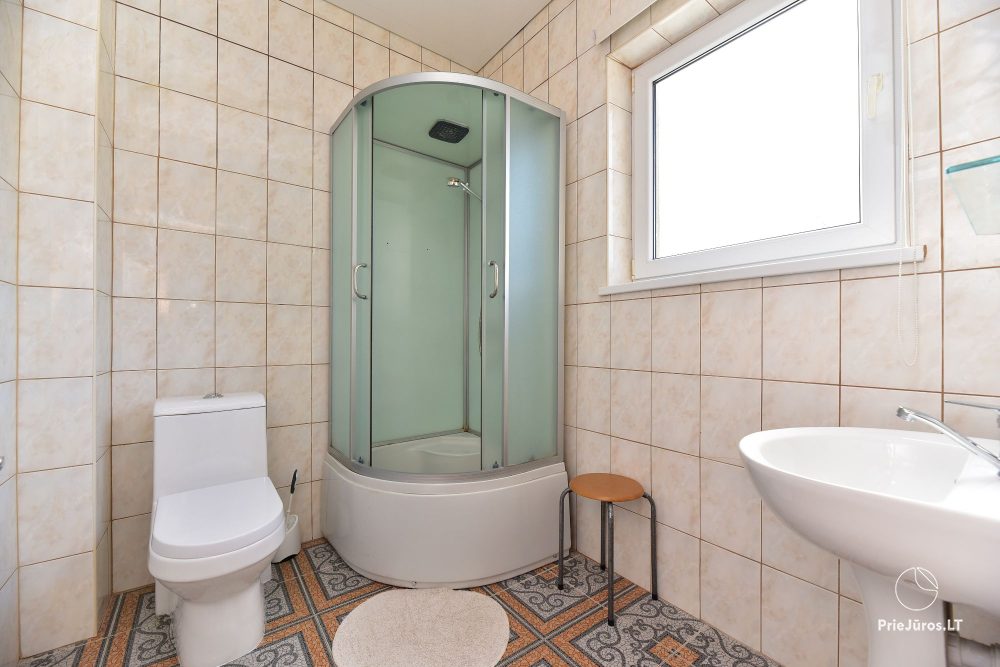 IEVŲ VILLA – komfortablen Apartments und Zimmer, breiten Hof, ein beheiztes Schwimmbad