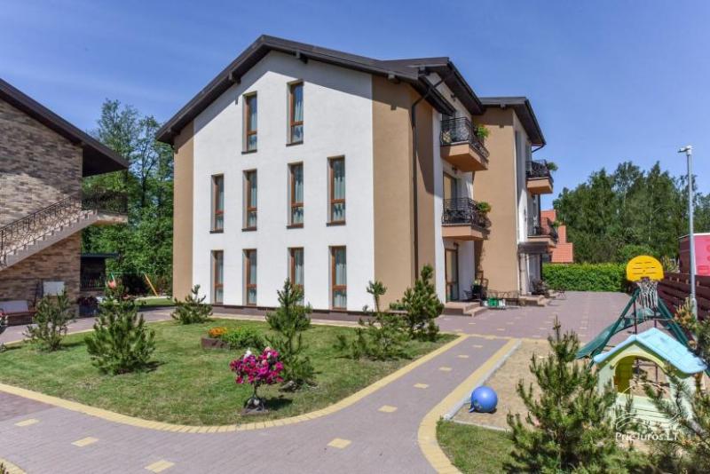 Familienvilla - Doppel-, Dreier-, Vierer- Wohnungen in Palanga