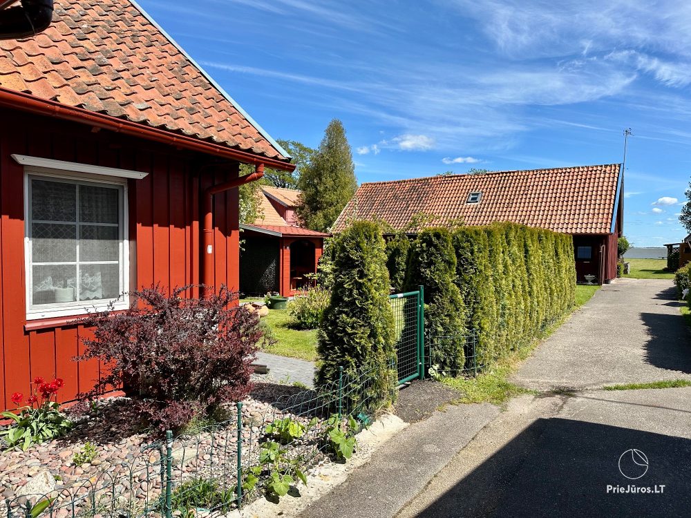 Urlaub in Juodkrante: alle Bequemlichkeiten, Parkplätze, Wi-Fi, Laube