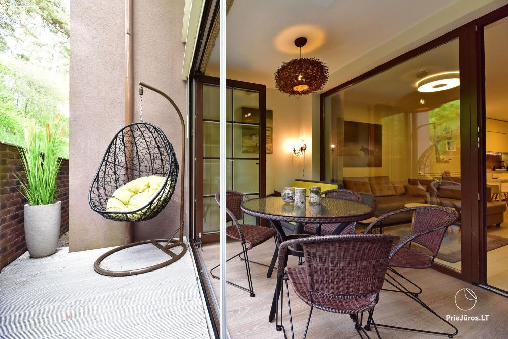 Neue geräumige Wohnung Nidos Vilnelė mit Terrasse und kostenlosem Parkplatz in Nida