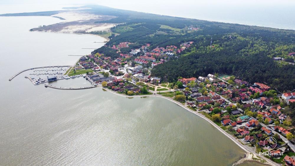 Neue geräumige Wohnung Nidos Vilnelė mit Terrasse und kostenlosem Parkplatz in Nida